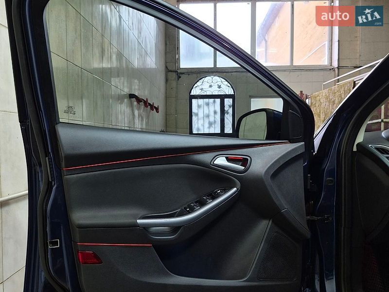 Універсал Ford Focus 2011 в Конотопі