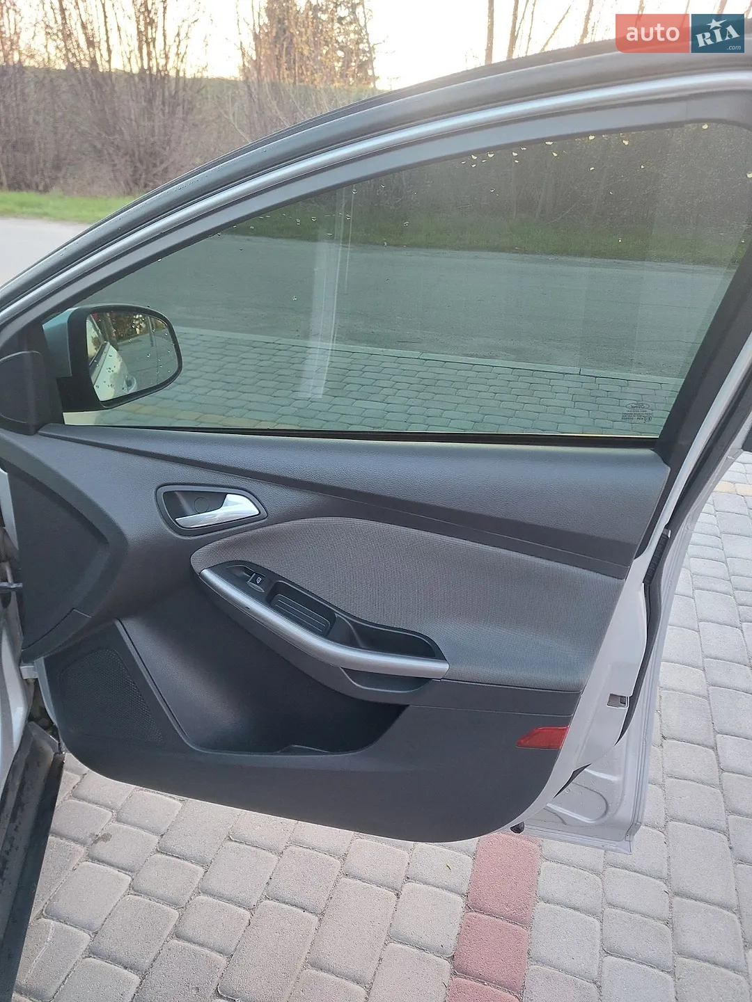 2011 Ford Focus - мініатюра 11