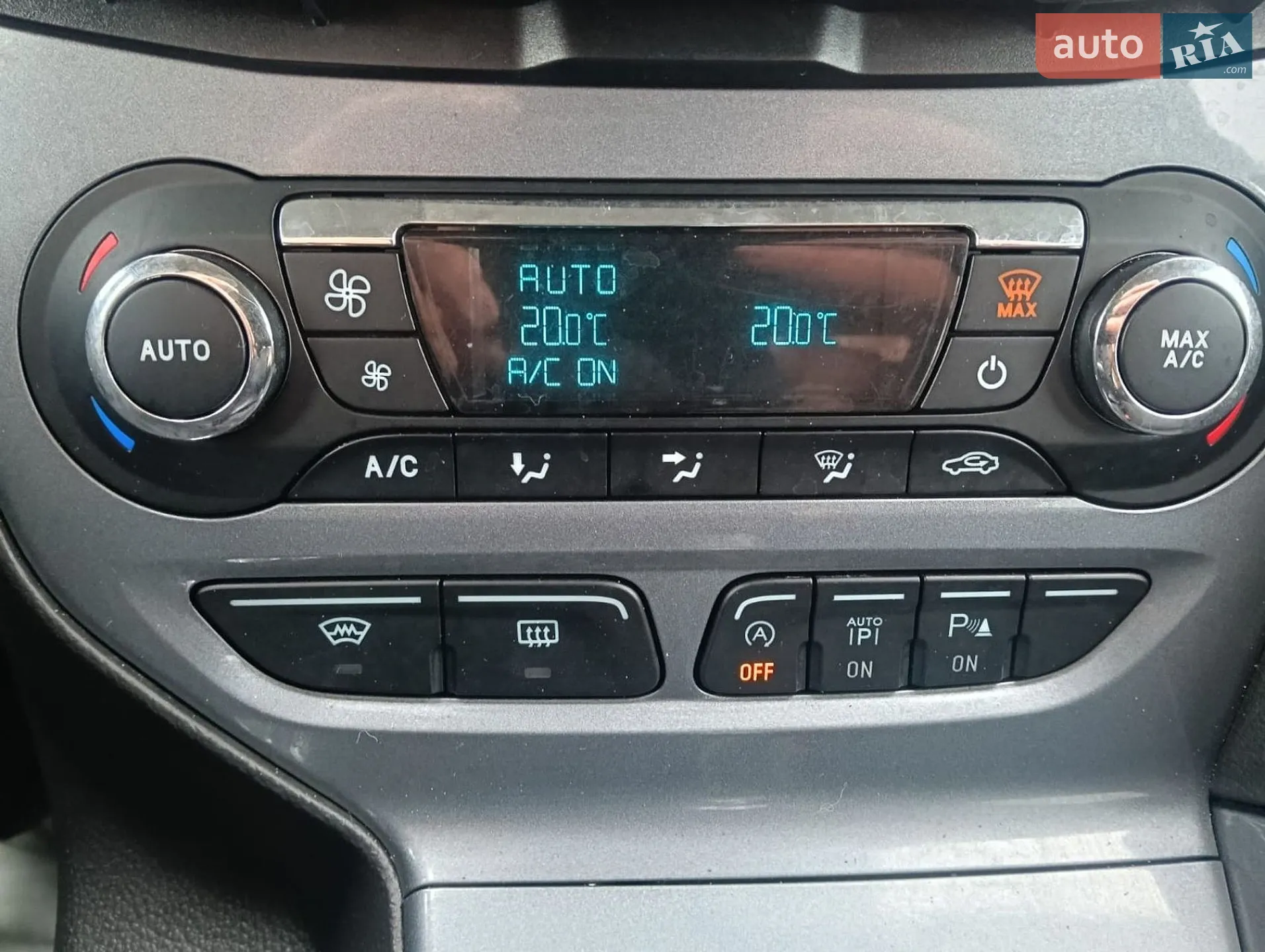 2013 Ford Focus - мініатюра 18