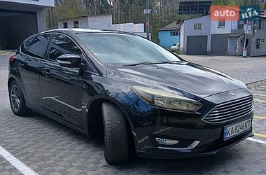 Хетчбек Ford Focus 2015 в Обухові