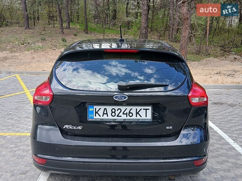 Хетчбек Ford Focus 2015 в Обухові