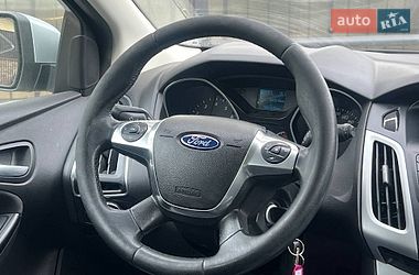 Хэтчбек Ford Focus 2013 в Киеве