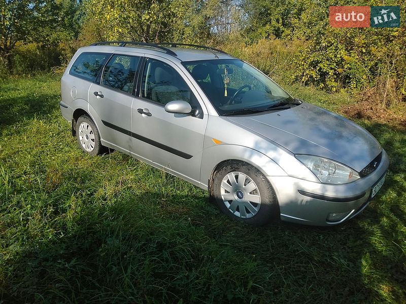 Универсал Ford Focus 2003 в Новояворовске