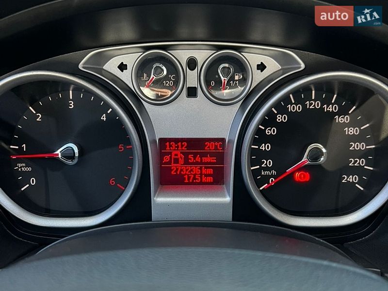 Хэтчбек Ford Focus 2011 в Киеве