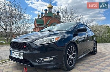 Седан Ford Focus 2015 в Гайсину