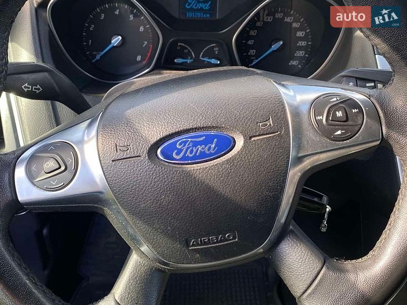 Седан Ford Focus 2012 в Чернігові