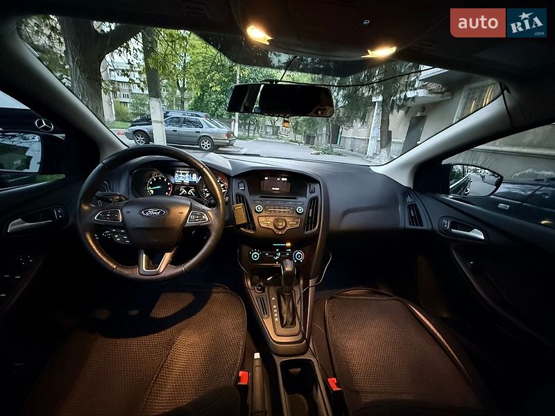 Седан Ford Focus 2015 в Измаиле