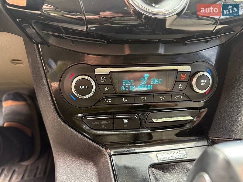 Хэтчбек Ford Focus 2014 в Косове