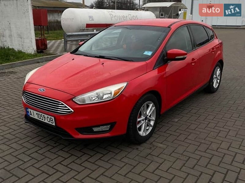 Хэтчбек Ford Focus 2016 в Софиевской Борщаговке