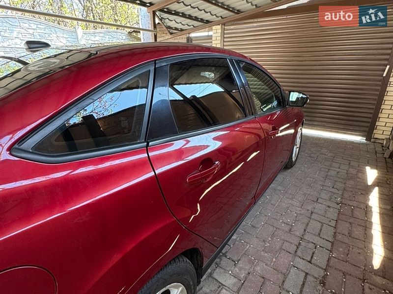 Седан Ford Focus 2015 в Киеве