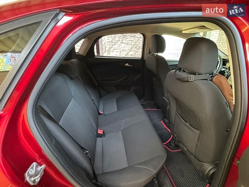 Седан Ford Focus 2015 в Киеве