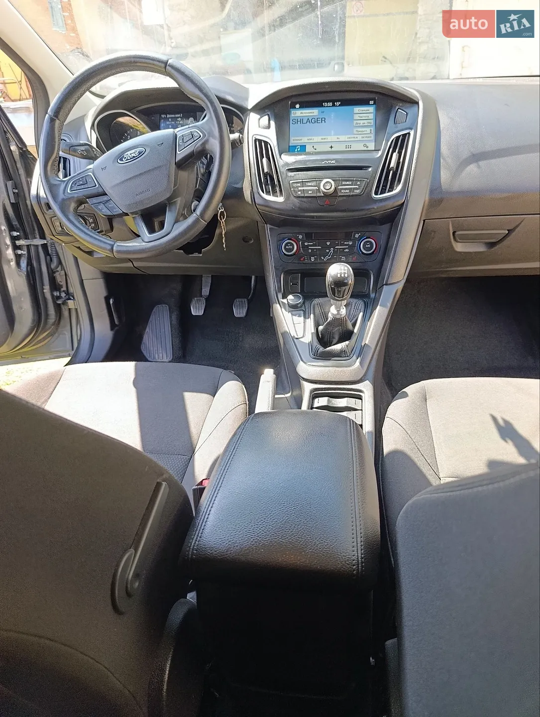 2016 Ford Focus - мініатюра 19