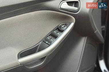 Хэтчбек Ford Focus 2011 в Киеве