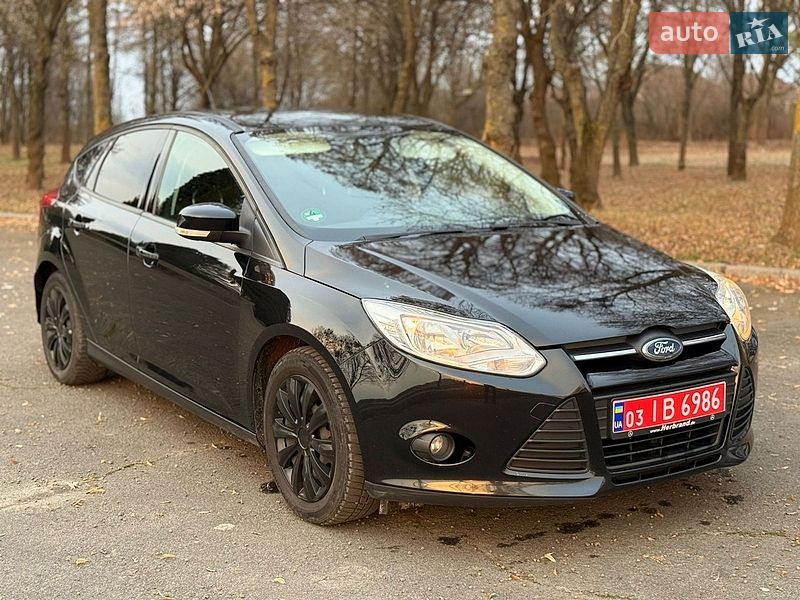 Хэтчбек Ford Focus 2011 в Киеве