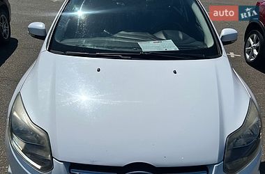 Седан Ford Focus 2012 в Софиевской Борщаговке