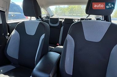 Седан Ford Focus 2012 в Софиевской Борщаговке