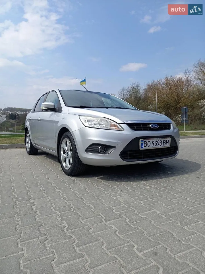 2010 Ford Focus - мініатюра 12