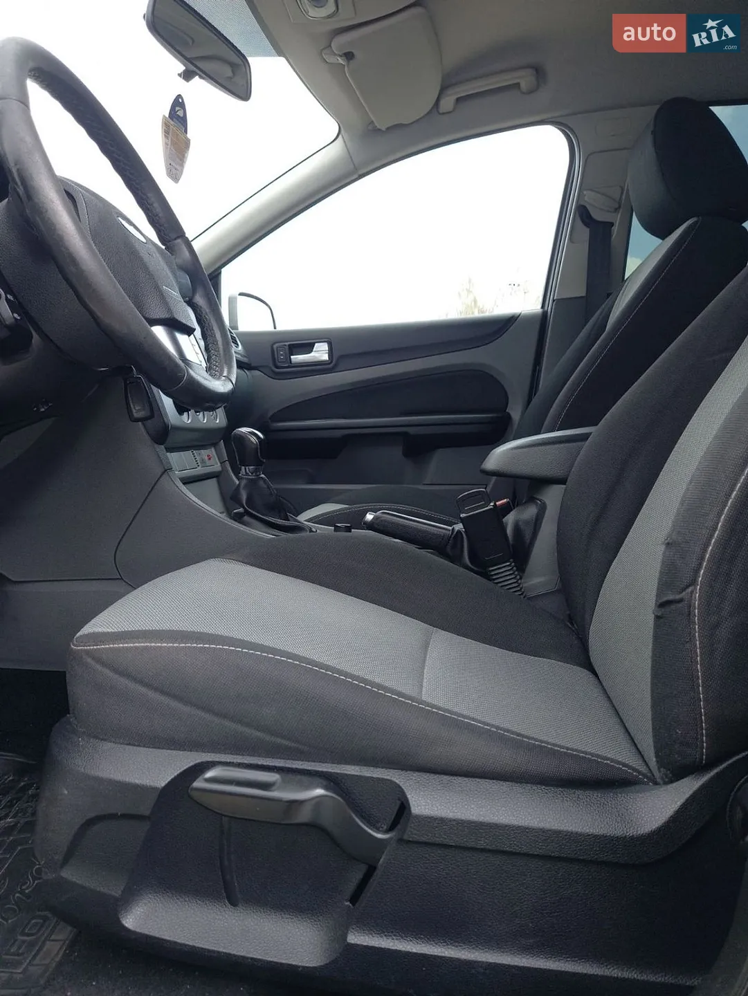 2011 Ford Focus - мініатюра 20