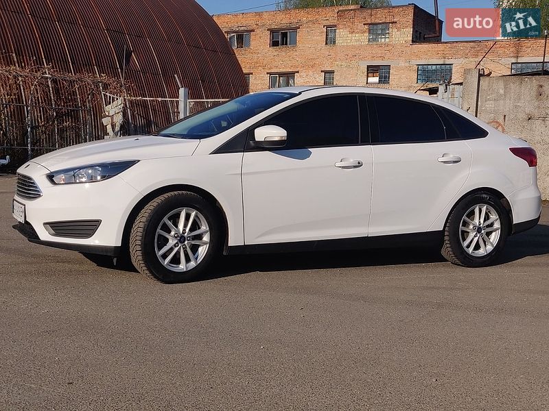 Седан Ford Focus 2015 в Киеве