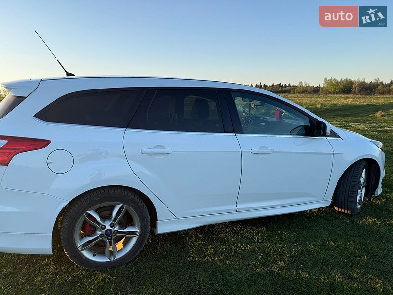 Универсал Ford Focus 2013 в Рожнятове