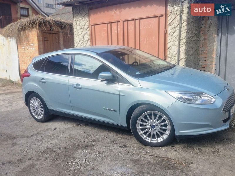 Хэтчбек Ford Focus 2013 в Виннице