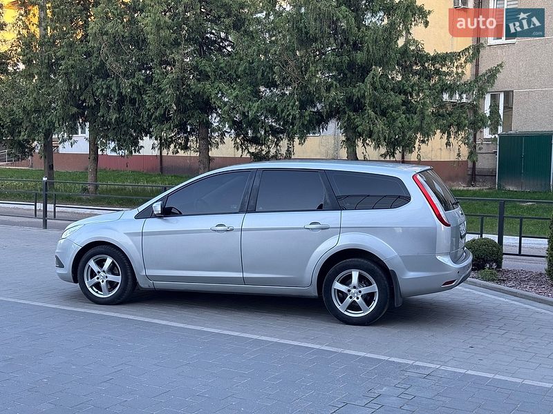Універсал Ford Focus 2008 в Сарнах