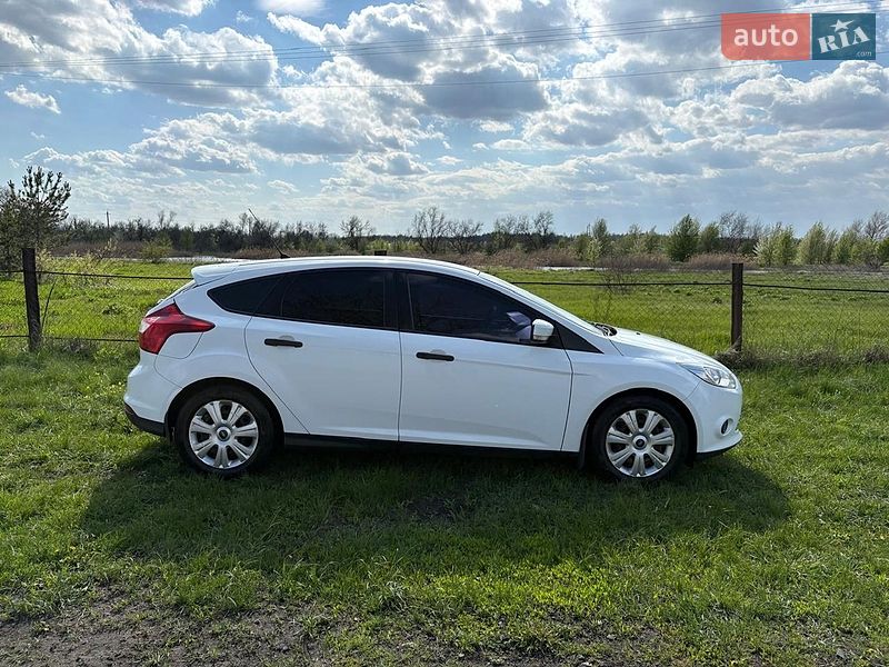 Хэтчбек Ford Focus 2014 в Першотравенске
