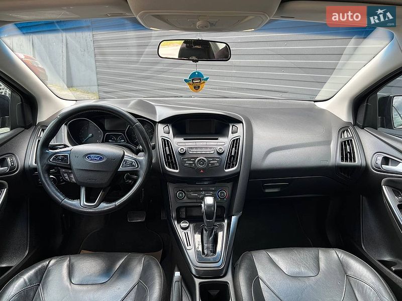 Седан Ford Focus 2016 в Кам'янському