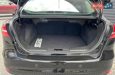 Седан Ford Focus 2016 в Кам'янському