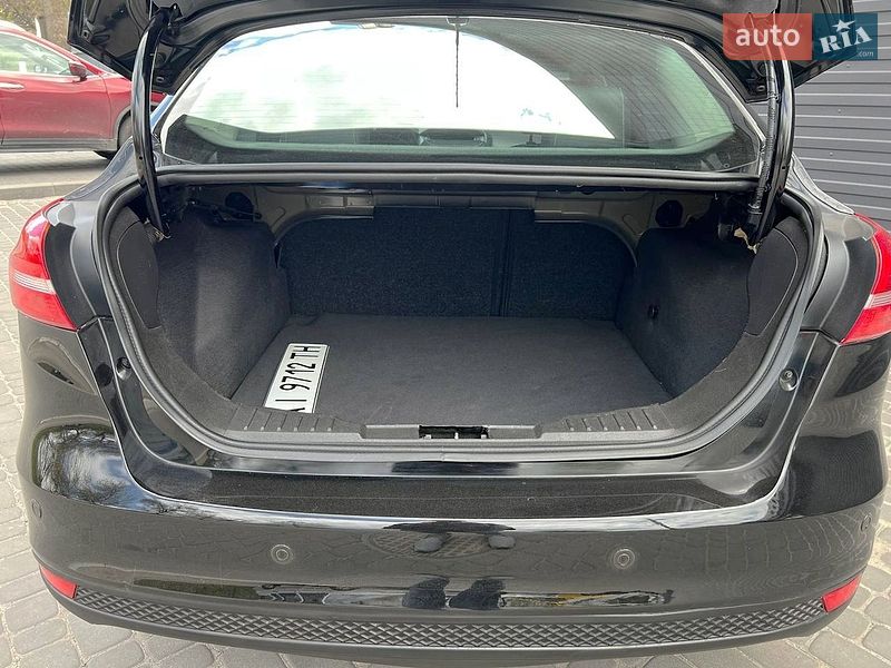 Седан Ford Focus 2016 в Кам'янському