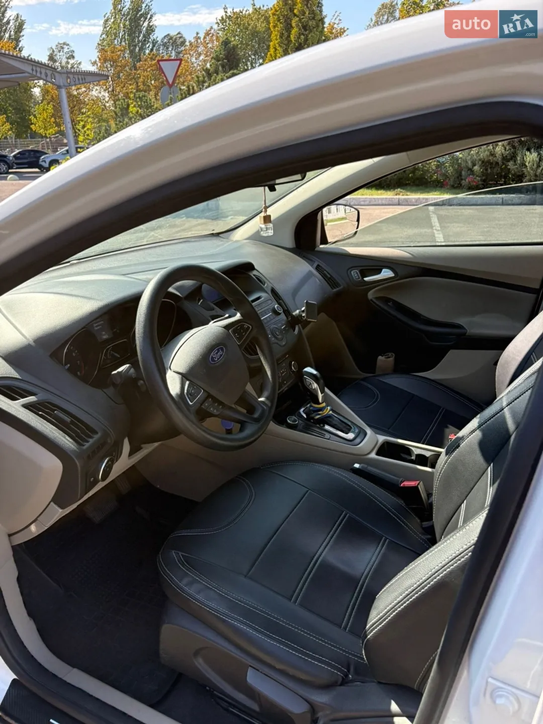 2015 Ford Focus - мініатюра 10