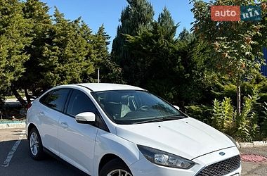 Седан Ford Focus 2015 в Дніпрі