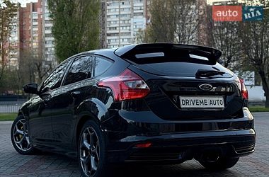 Хетчбек Ford Focus 2012 в Дніпрі