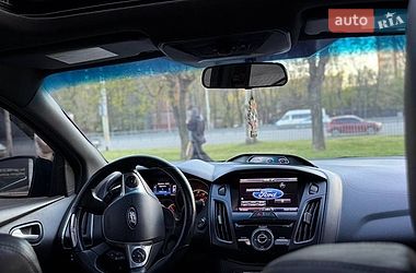 Хетчбек Ford Focus 2012 в Дніпрі