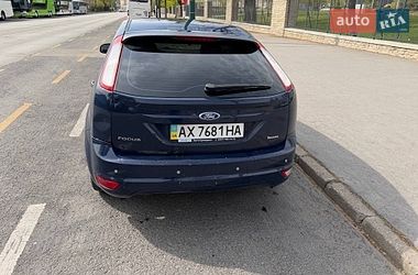 Хэтчбек Ford Focus 2011 в Виноградове
