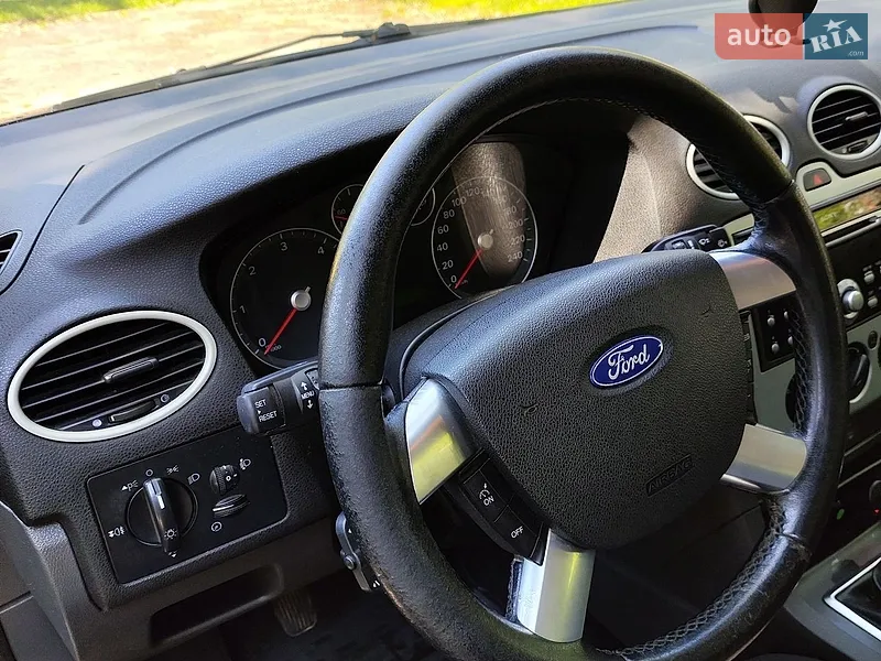 Ford Focus 2004 VIN WF0WXXGCDW4T77884 фото оголошення 22 з 62