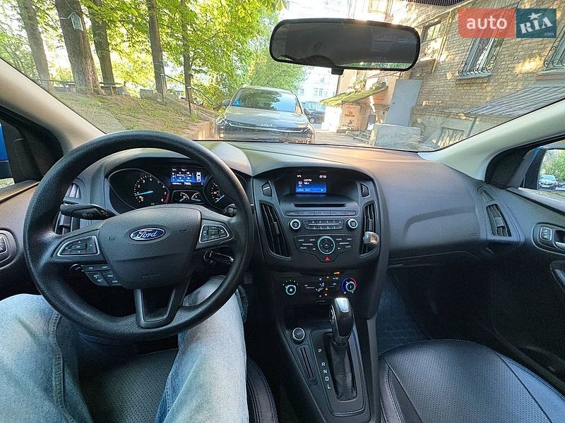 Седан Ford Focus 2015 в Києві