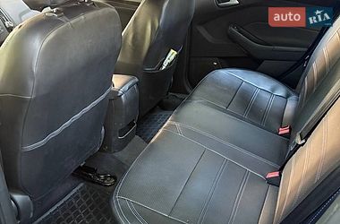 Седан Ford Focus 2015 в Києві