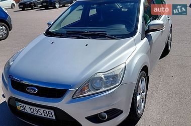 Хэтчбек Ford Focus 2011 в Ровно