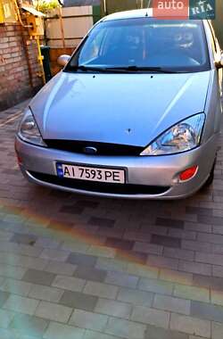 Хэтчбек Ford Focus 2000 в Бородянке