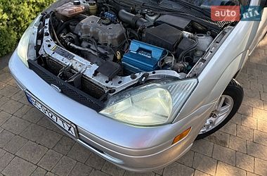 Седан Ford Focus 2001 в Городку