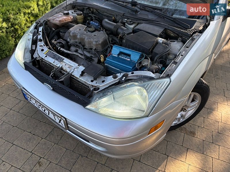 Седан Ford Focus 2001 в Городку