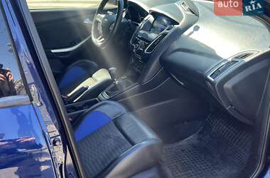 Хэтчбек Ford Focus 2016 в Киеве
