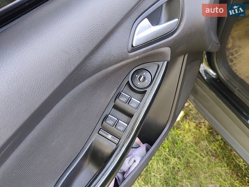 Седан Ford Focus 2013 в Кривому Розі