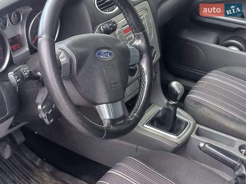 Хэтчбек Ford Focus 2009 в Николаеве