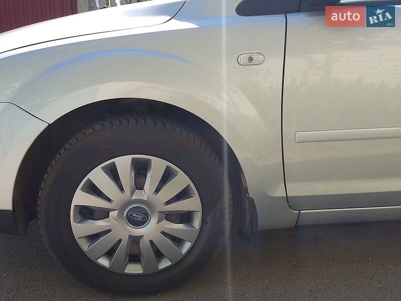 Хэтчбек Ford Focus 2007 в Белой Церкви