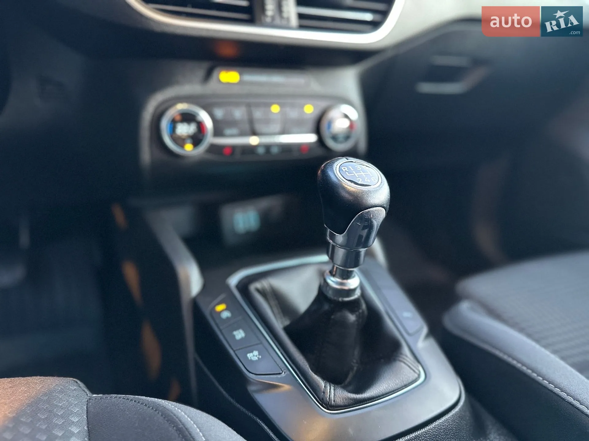 2021 Ford Focus - мініатюра 25