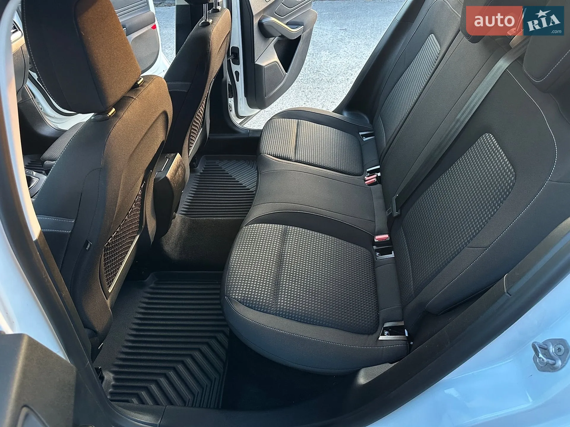 2021 Ford Focus - мініатюра 42