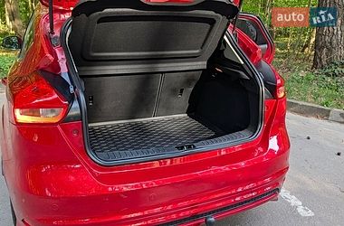 Хетчбек Ford Focus 2015 в Львові