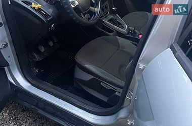 Хэтчбек Ford Focus 2011 в Виноградове